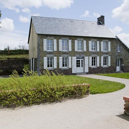 Villa Manoir Du Mesnil De Bas Bréhal Habitación foto